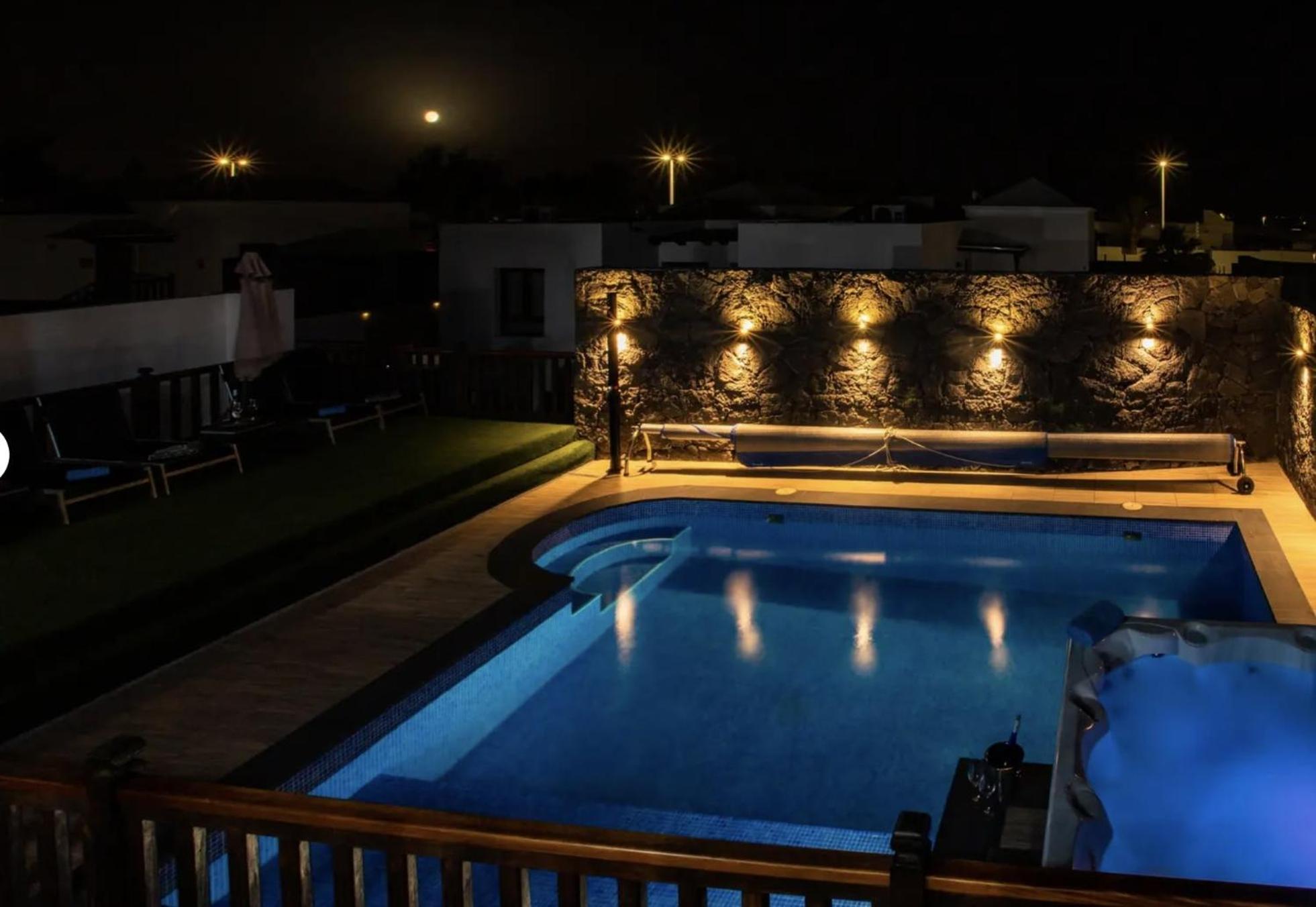 Casa Blanca Willa *